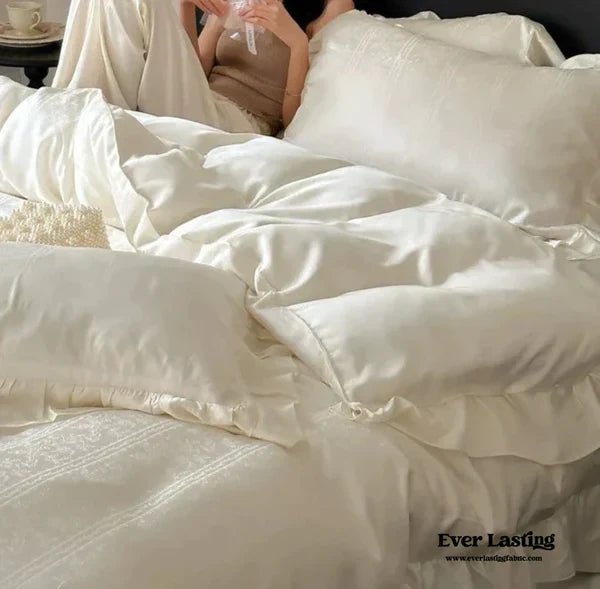 How to Style Your Bed with TENCEL™ Sheets for a Luxe Summer Look - Ever Lasting