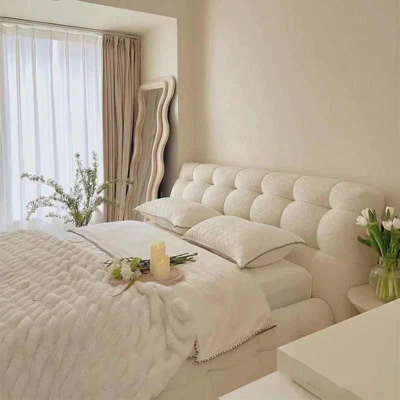 The ‘Clean Girl’ Bedroom: Minimalist Decor for That Effortless Style - Ever Lasting