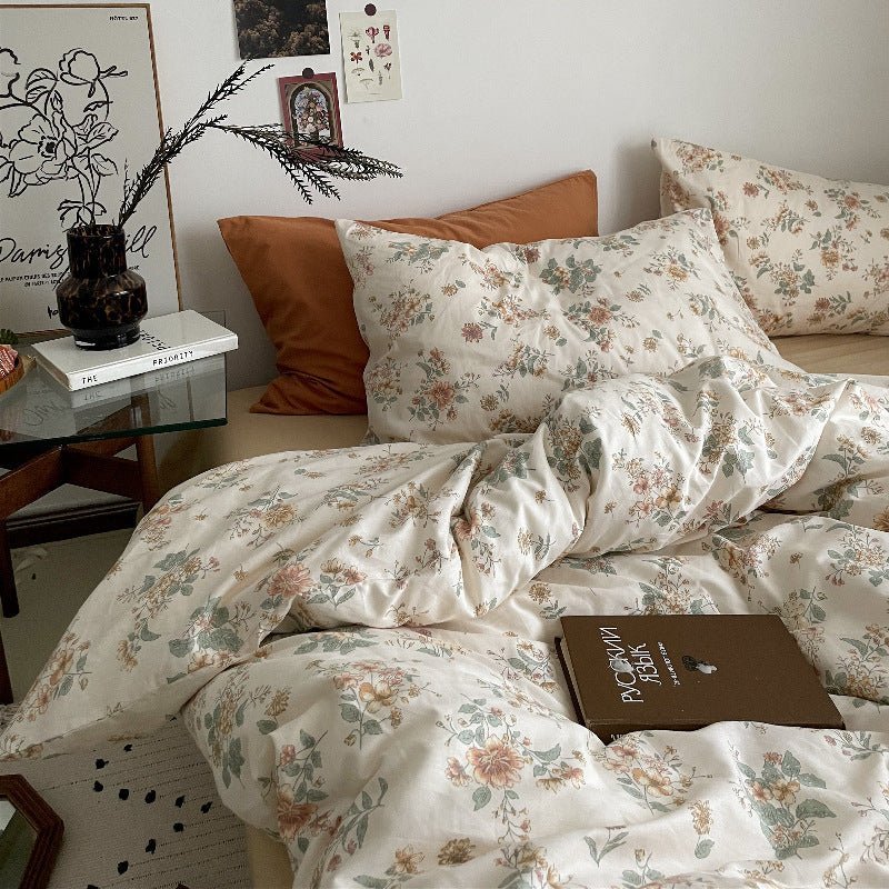The Late Summer Bedroom Edit: How To Transition Your Room From Summer To Fall - Ever Lasting