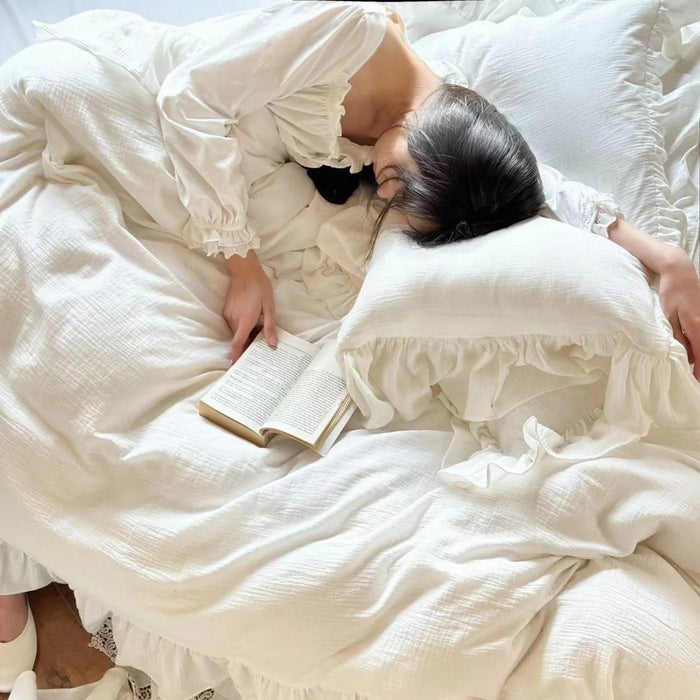 The Soft Girl Bedroom Is Evolving. Here's What's Replacing It in 2026 - Ever Lasting