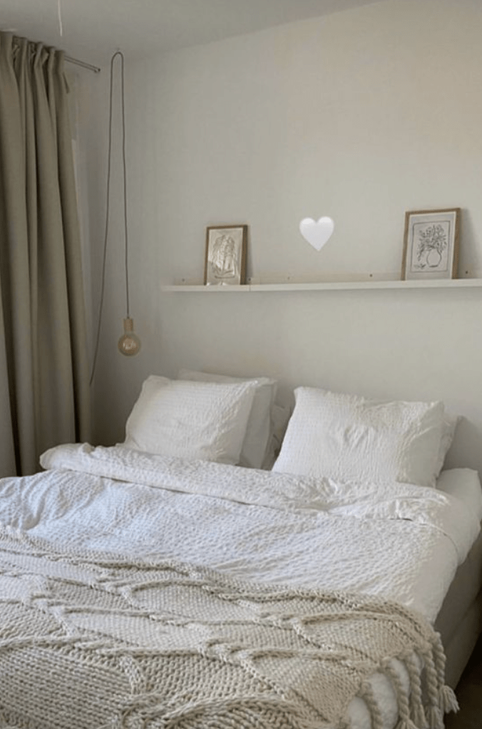 White bedrooms are anything BUT boring: 10 Tips to Achieve your dream bedroom! - Ever Lasting