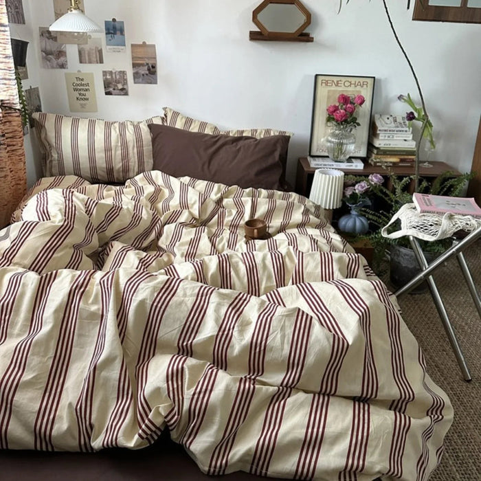 Why Striped Bedding Is the Perfect Choice for Your Fall Refresh - Ever Lasting