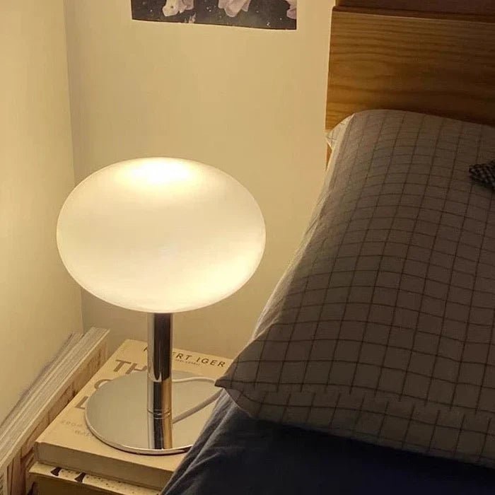 Your Guide to Small Bedroom Fall Lighting - Ever Lasting