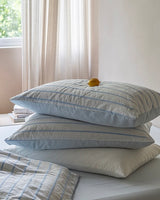 Skye Refreshing Striped Bedding Set / White