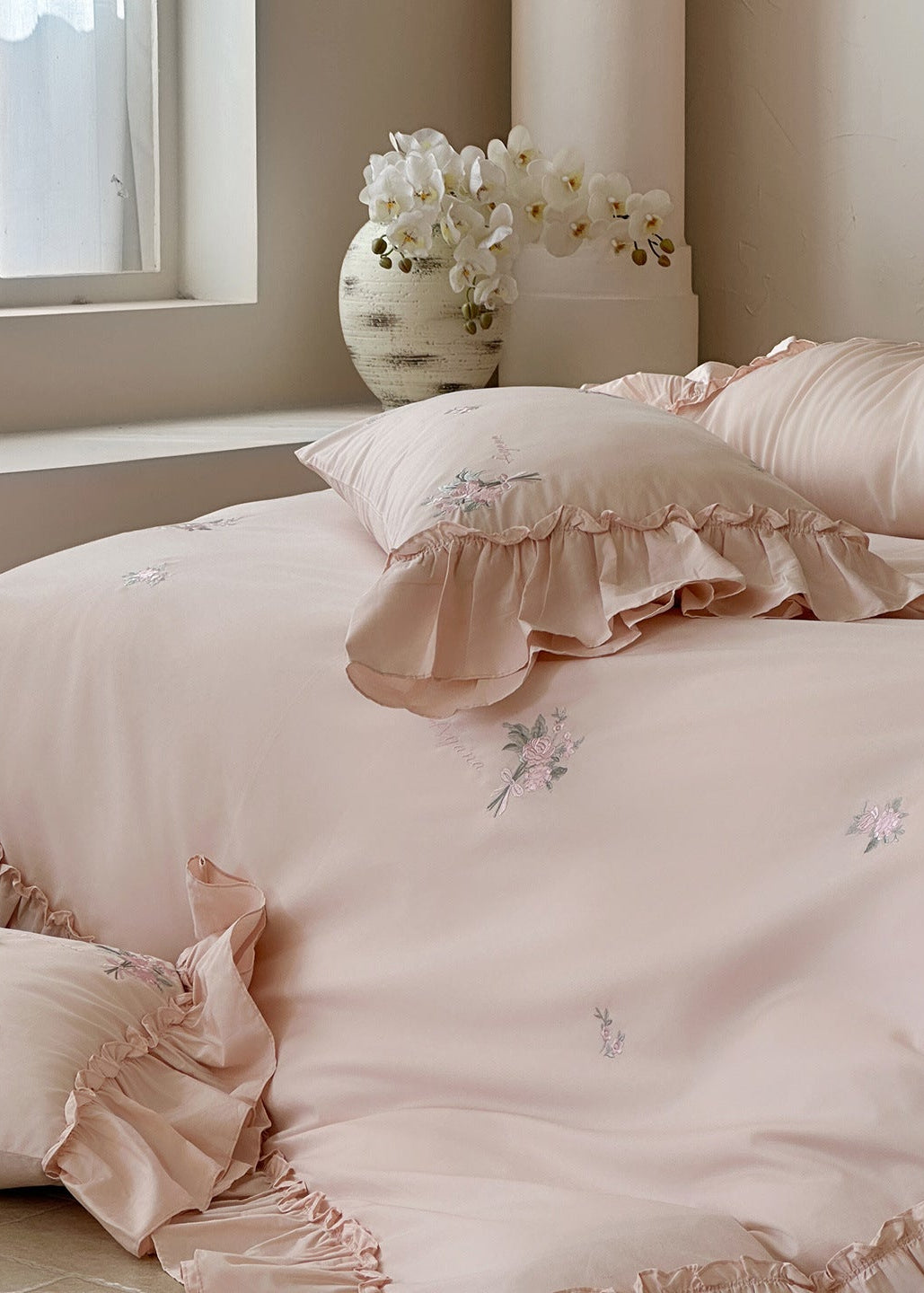 Phoebe Embroidery Floral Bedding Bundle