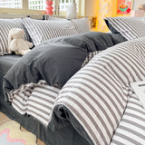 Striped Bedding Set / Purple