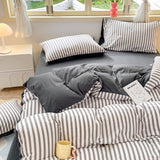 Striped Bedding Set / Orange