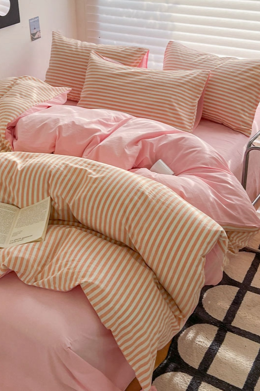 Striped Bedding Set / Orange