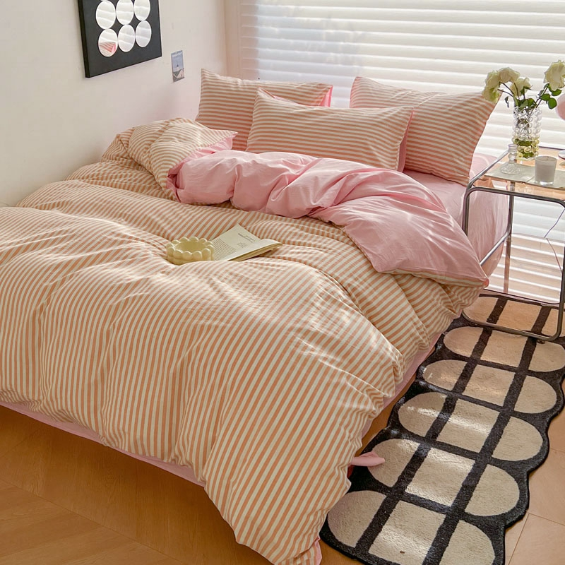 Striped Bedding Set / Orange