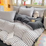 Striped Bedding Set / Blue