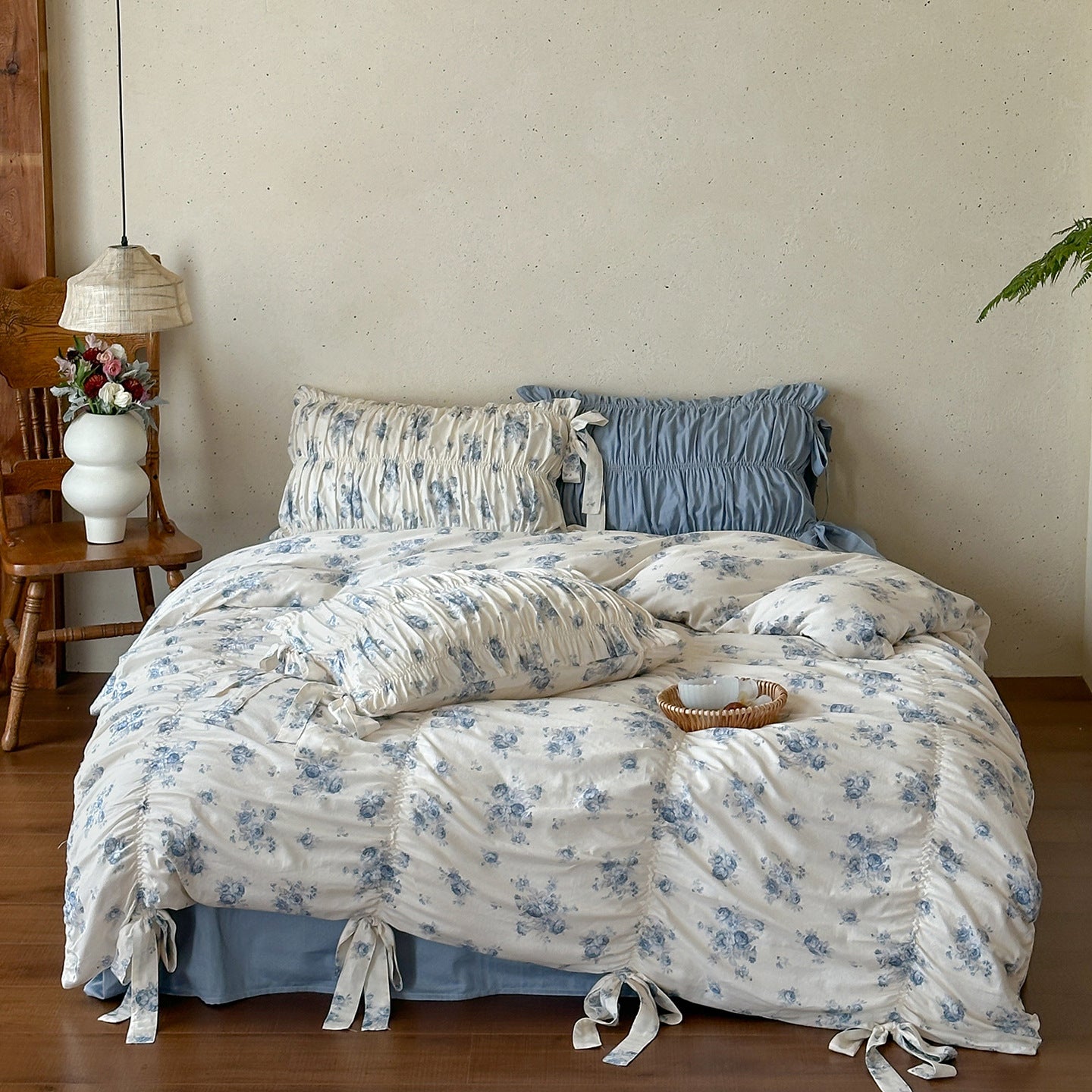 Tessa Floral Bedding Set / Pink