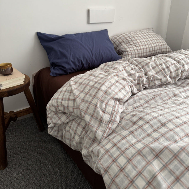 Finn Gingham Bedding Set / White + Blue