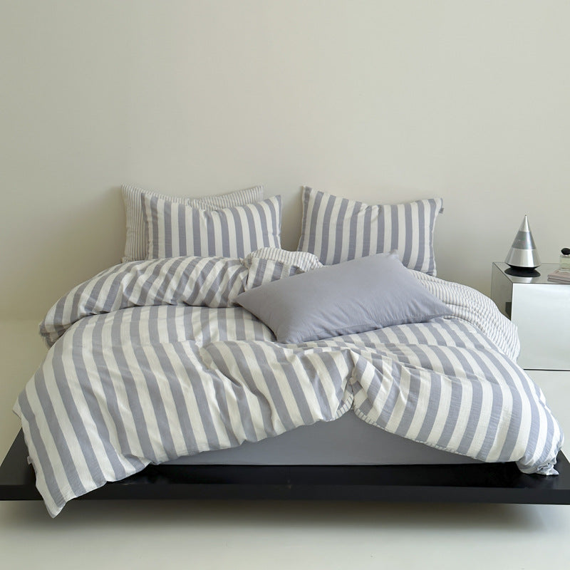 Abigail Striped Bedding Set / Blue