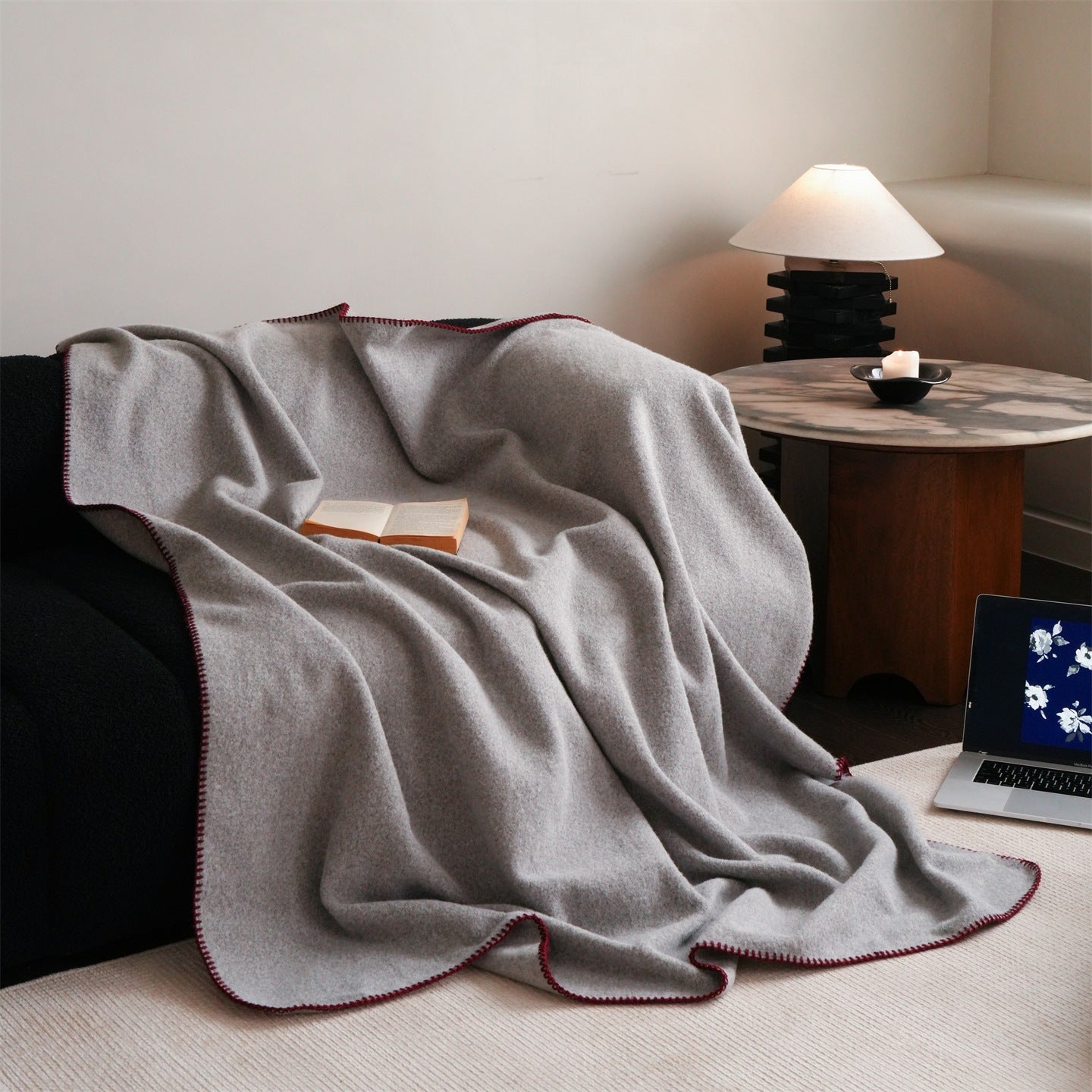 Annalise Claystone Throw Blanket / Gray