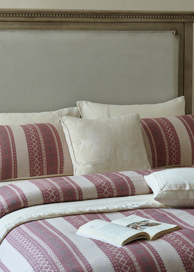 Anya Striped Jacquard Bedding Set / Red