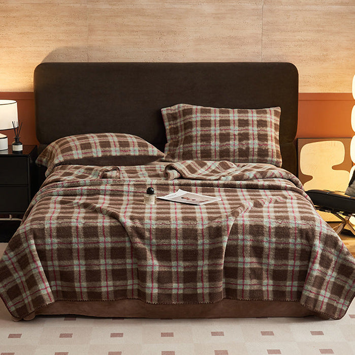 Asher Fleece Throw Blanket / Brown