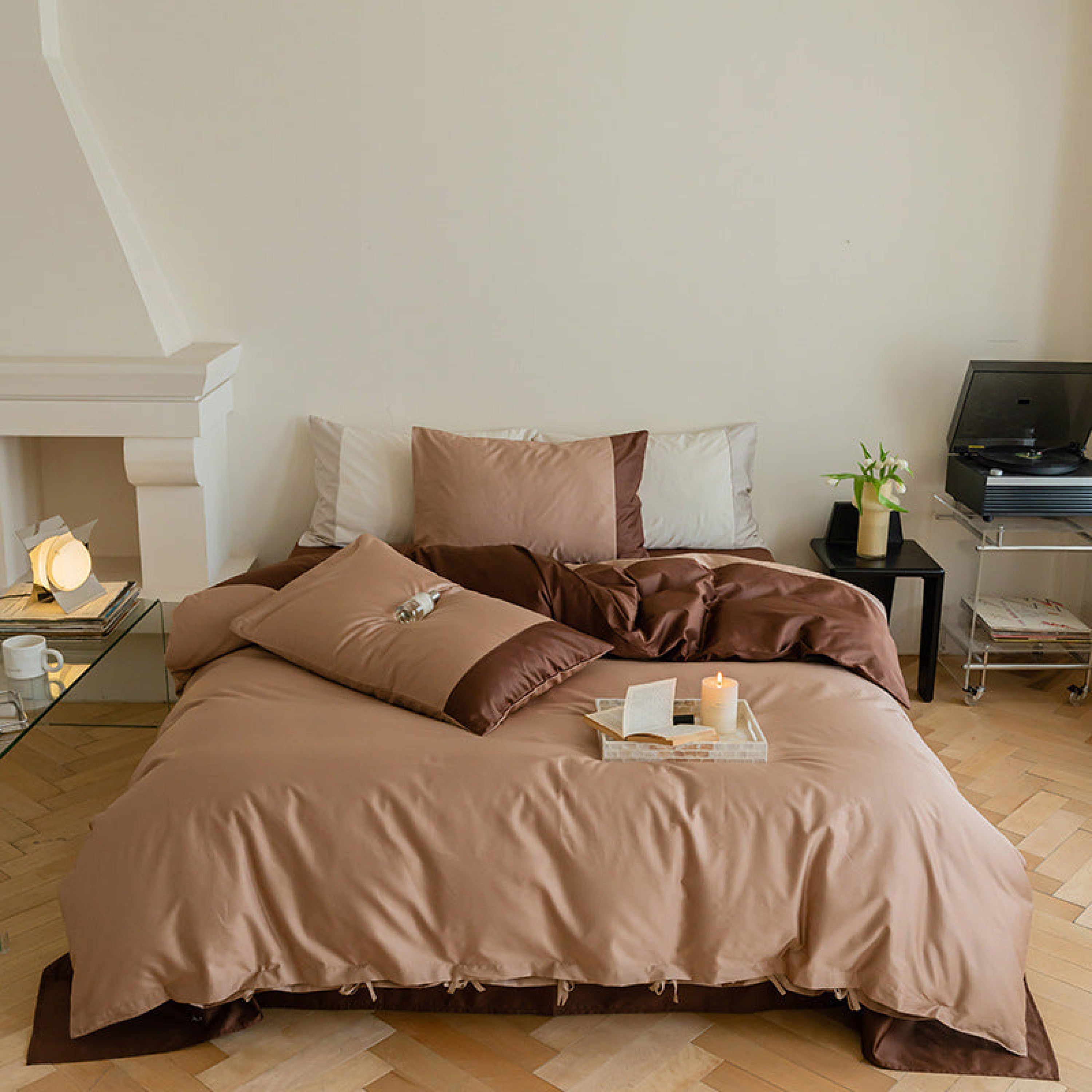 Calvin Ribbon Tie Bedding Set / Coffee