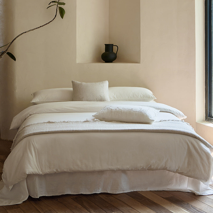 Ethan Minimalist Bedding Bundle