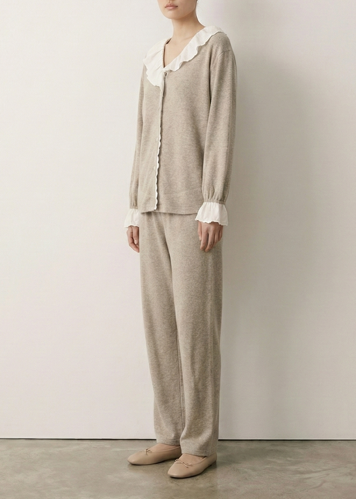 Elora Towel Velvet Lace Lounge Set / Oatmeal