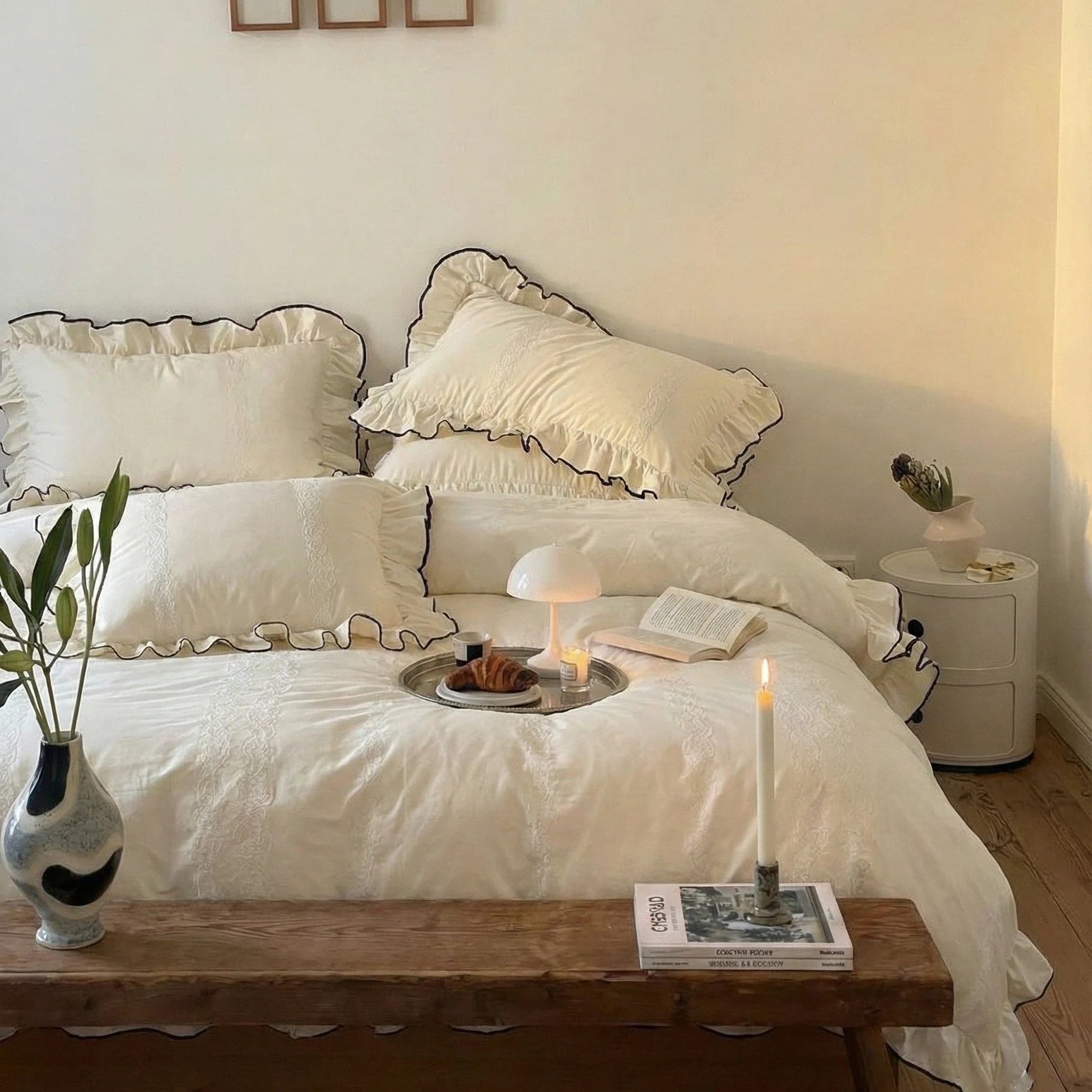 Silky Ruffle Small Room Bedding Set / Ivory White