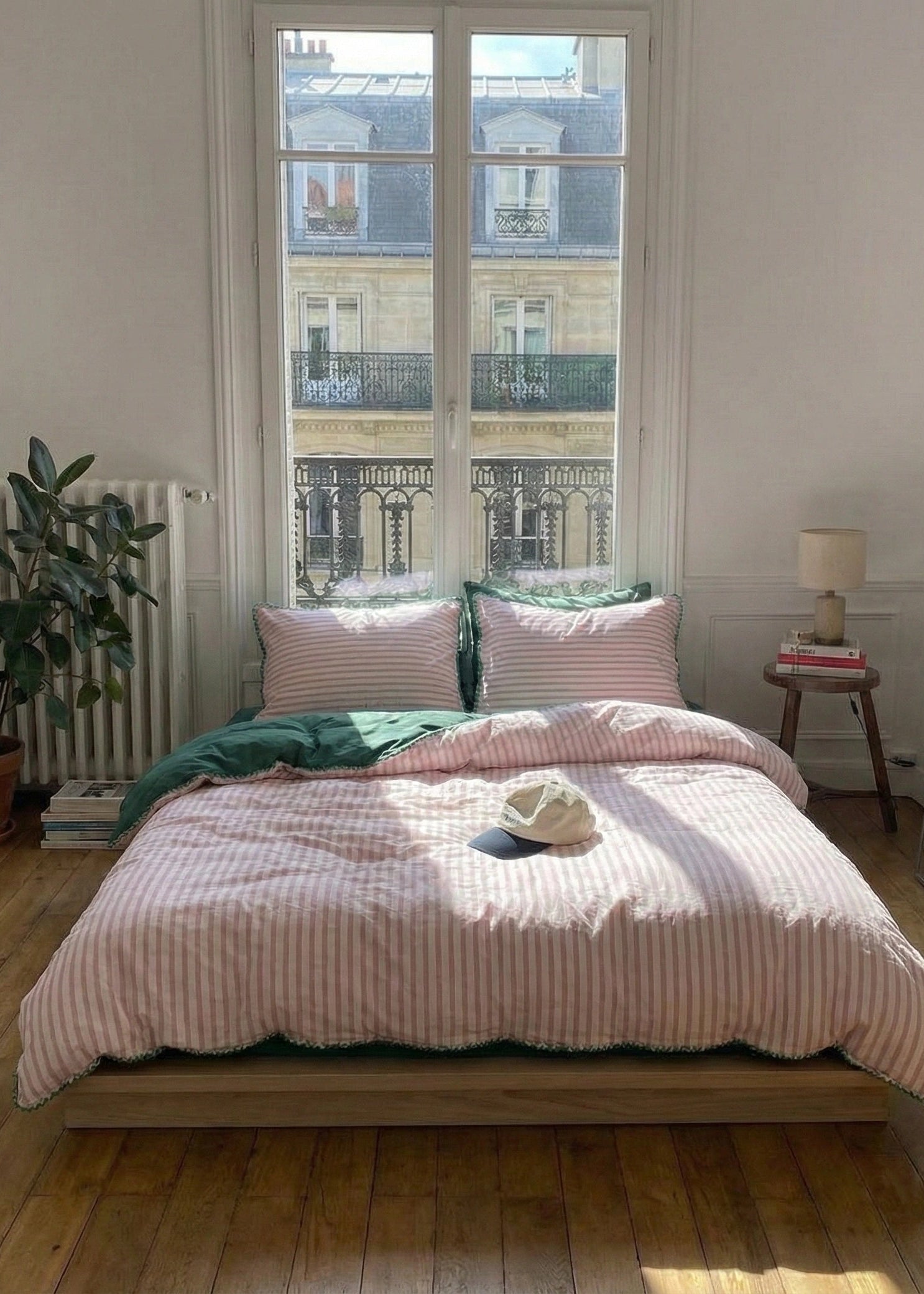 Pepper Candy Stripe Small Room Bedding Set / Fuchsia