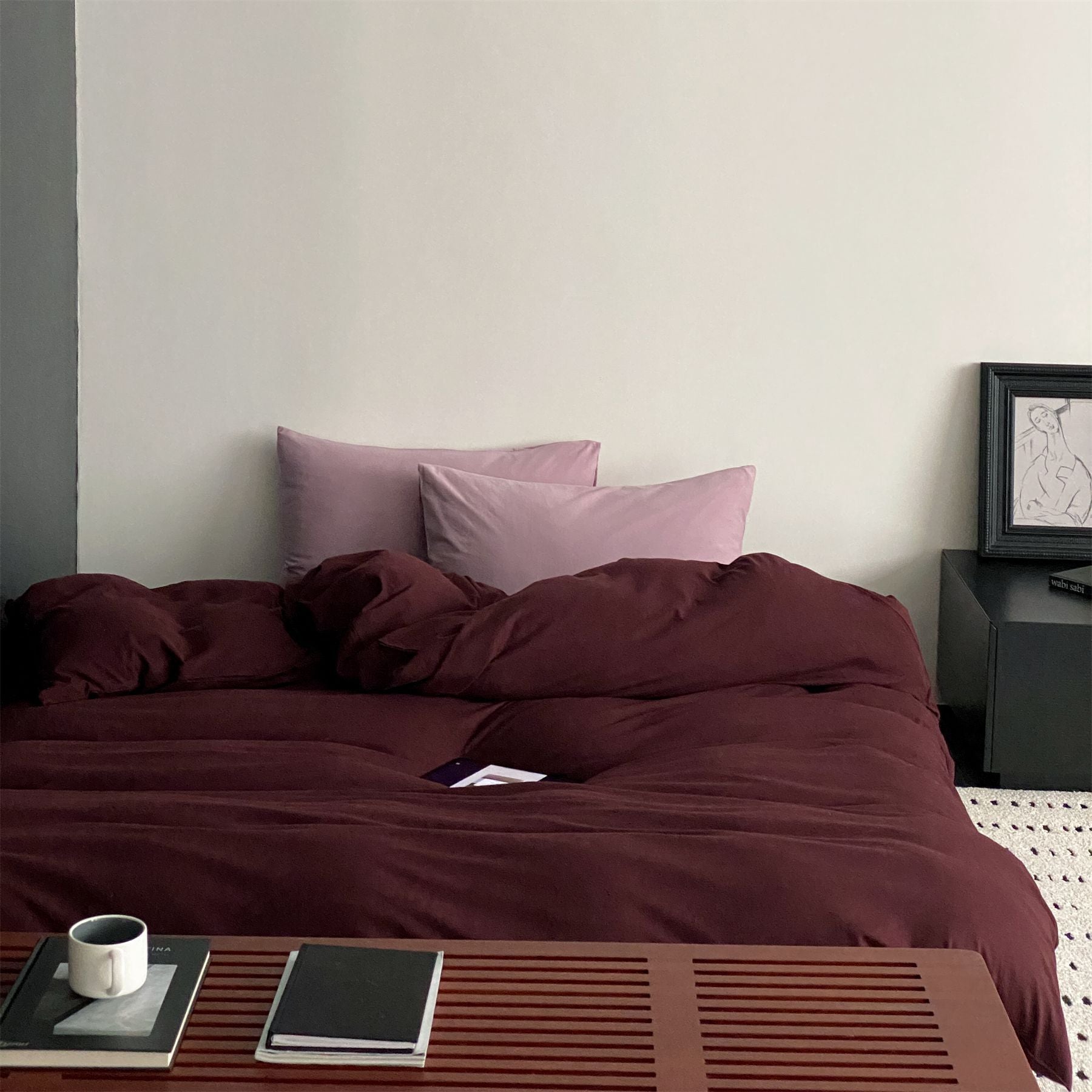 Julian Minimalist Bedding Set / Brown