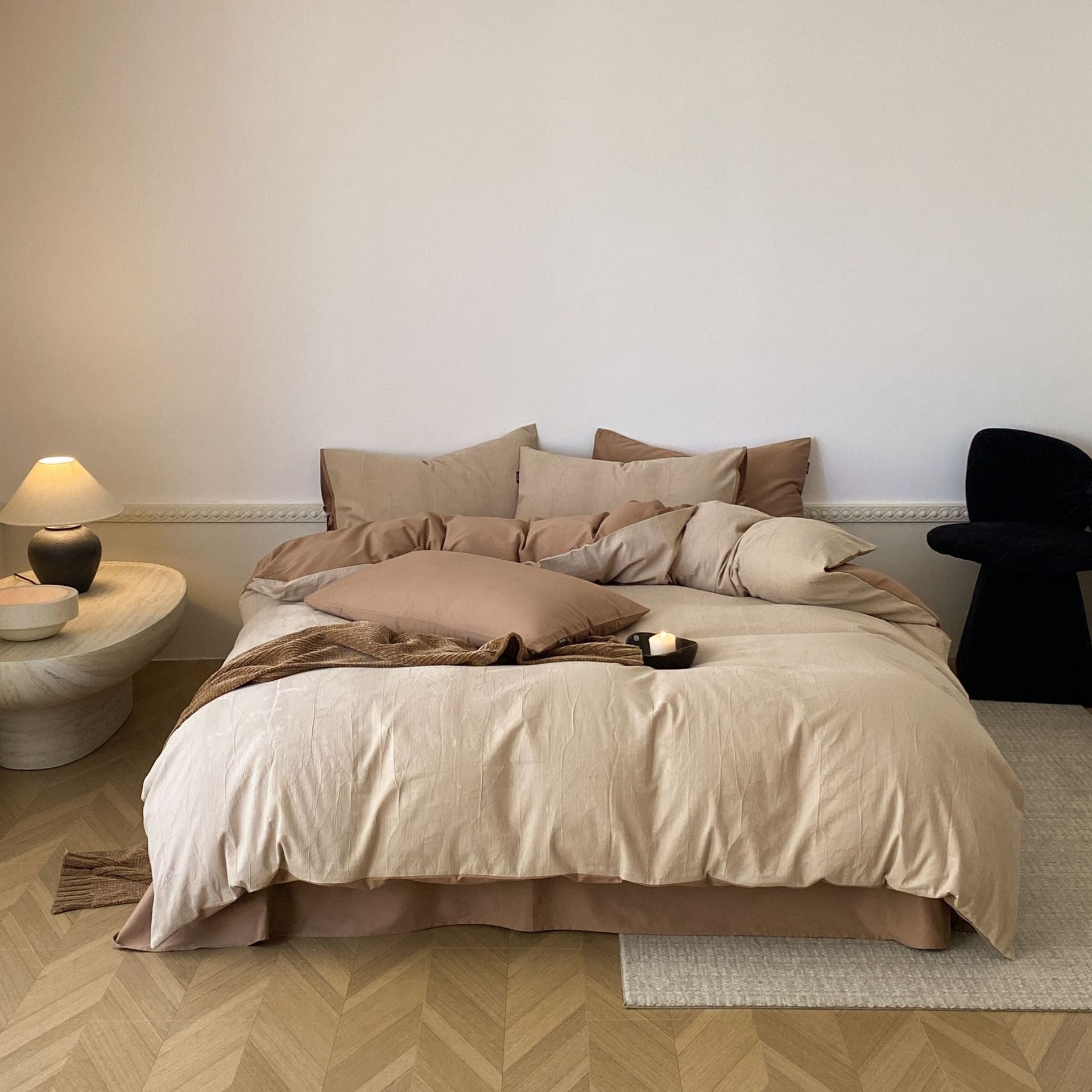 Juliana Jacquard Bedding Set / Brown