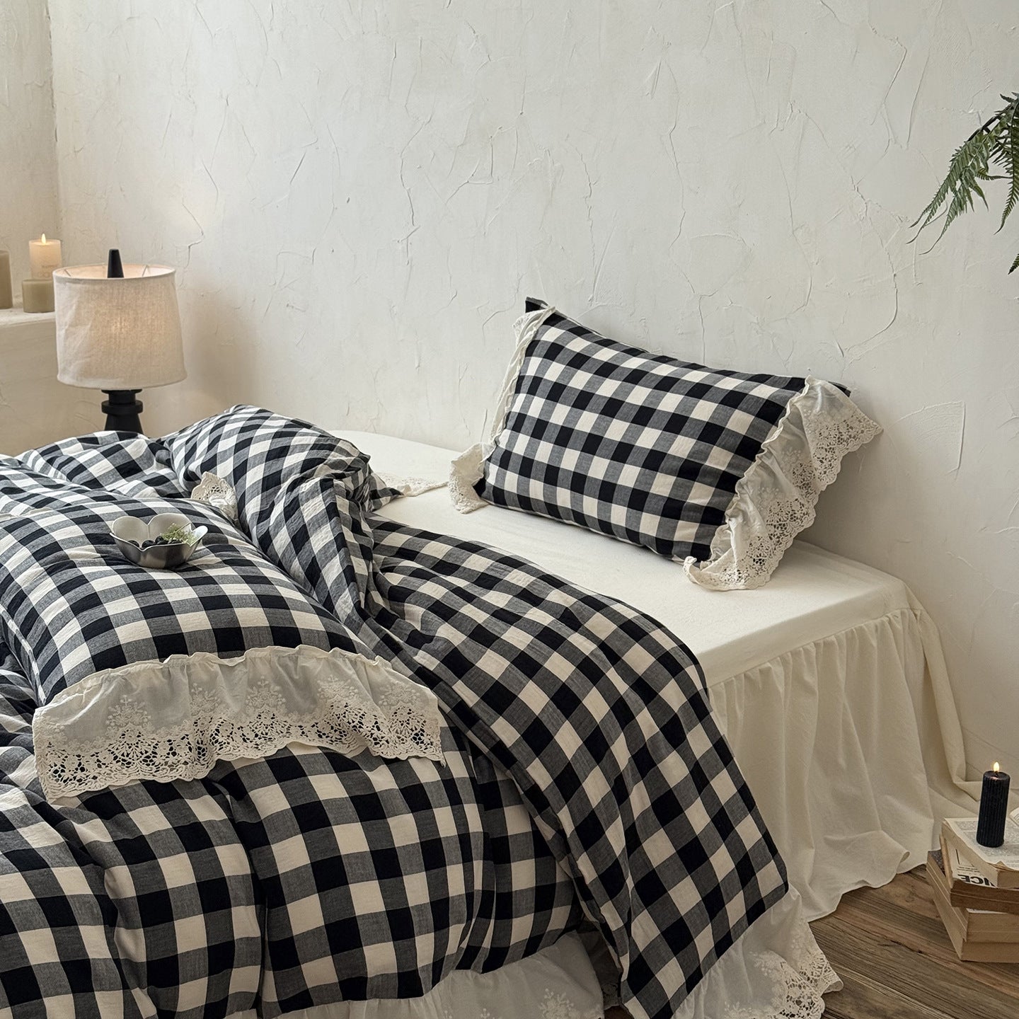 Luna Gingham Lace Ruffle Bedding Set / Black+Beige