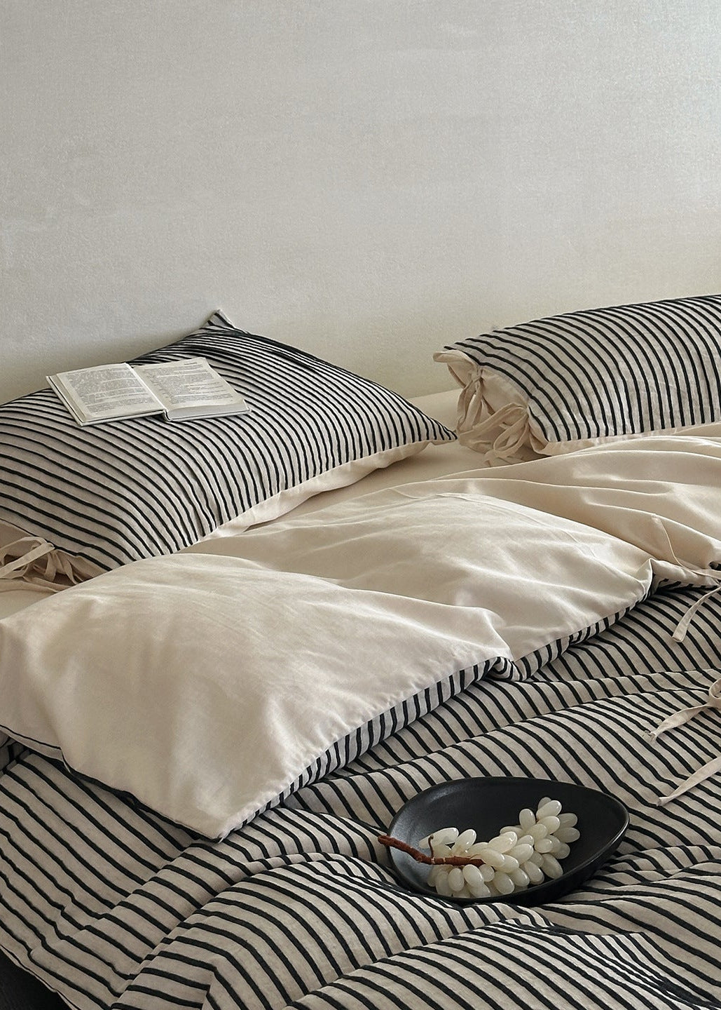 Marina Striped Bedding Set / Beige