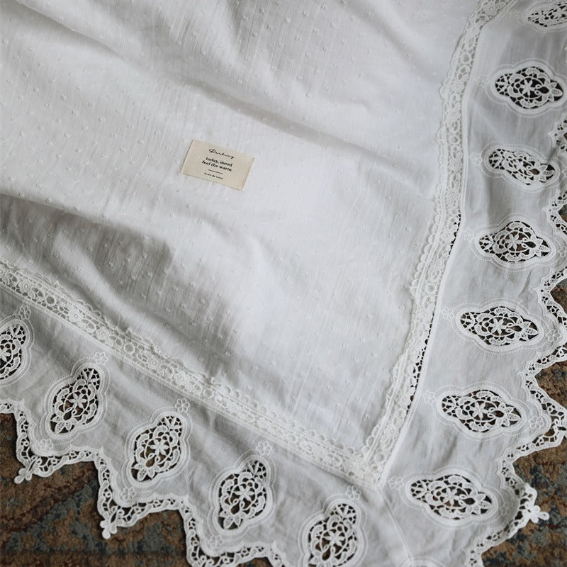 Aimé Romantic Vintage Ruffle Bedding Set / White