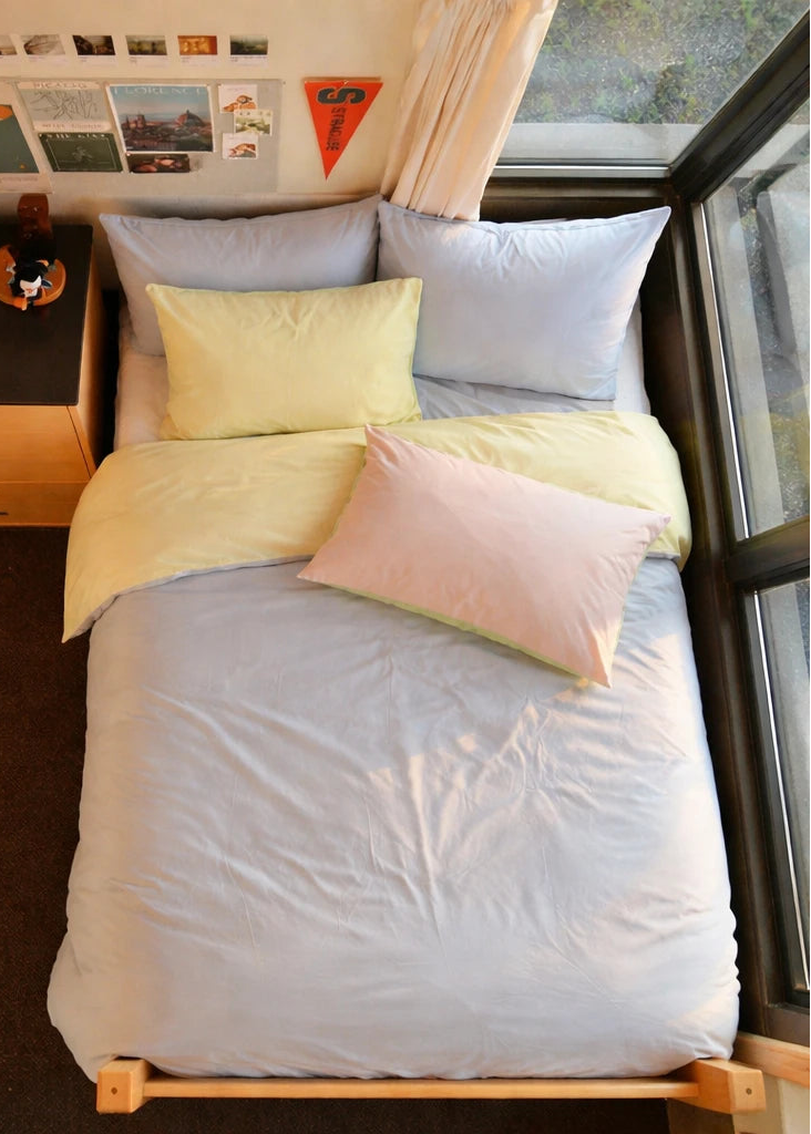 Pastel Duo Small Room Bedding Set / Blue + Yellow