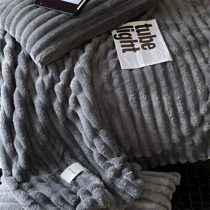 Plush Cozy Jacquard Blanket / Blue Blankets