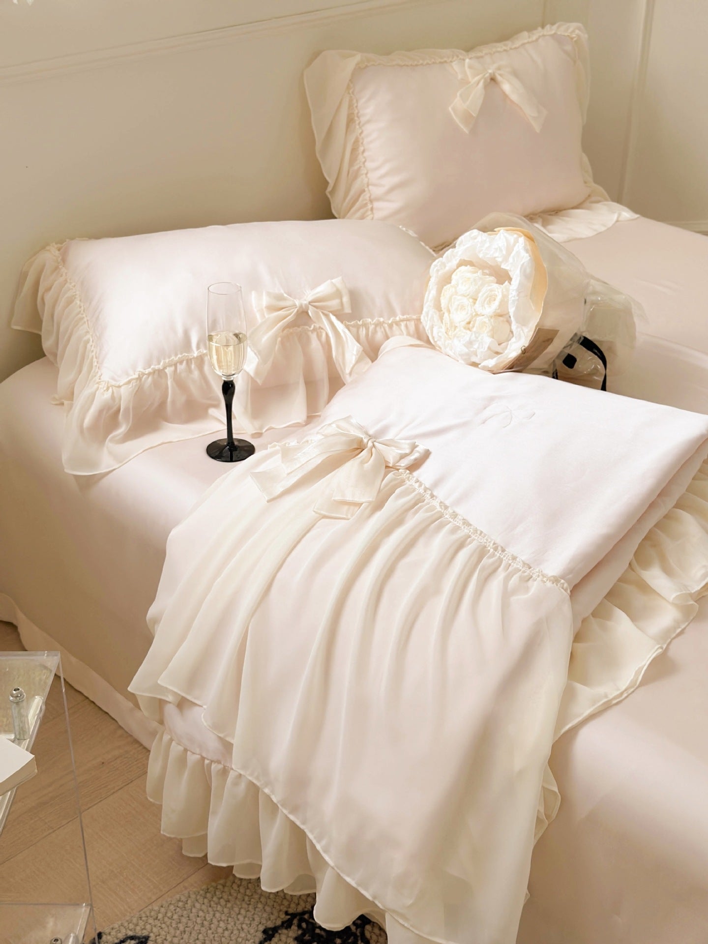 Ribbon Bow Airy Lace Blanket Comforter Set / Baby Pink Comforter/Blanket Only Small/Medium/Medium+