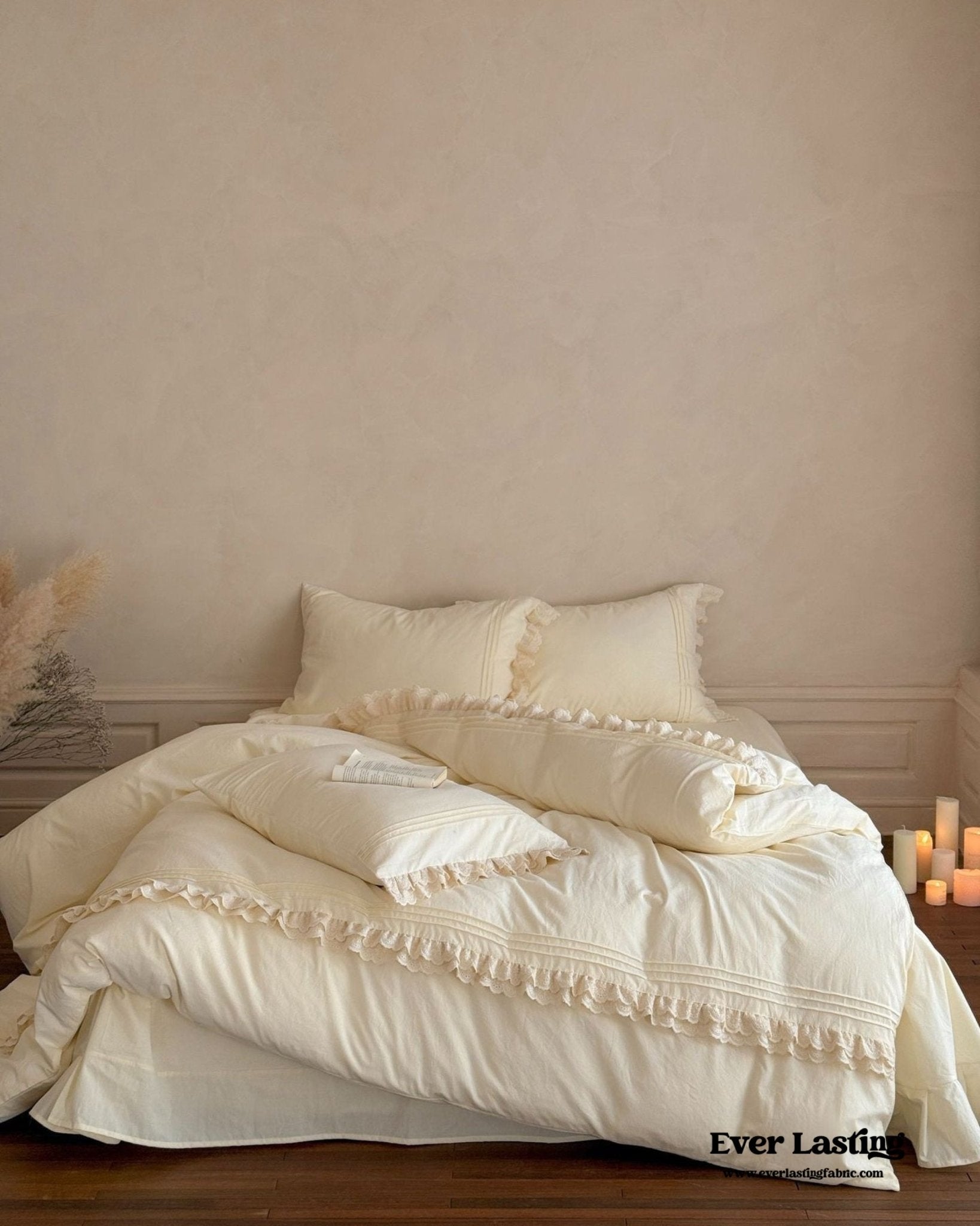 Accordion Pleated Lace Ruffled Bedding Bundle - Ever Lasting