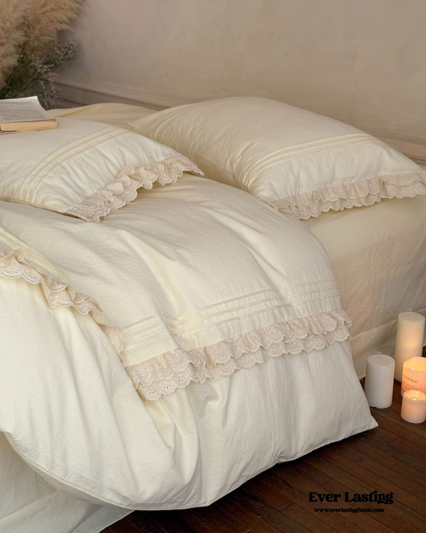 Accordion Pleated Lace Ruffled Bedding Set - Ever Lasting
