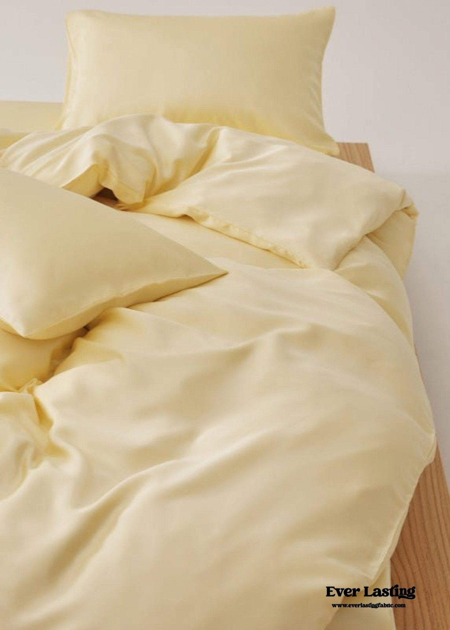 Adeline Pastel Silky Cooling TENCEL™ Bedding Set / Cream - Ever Lasting