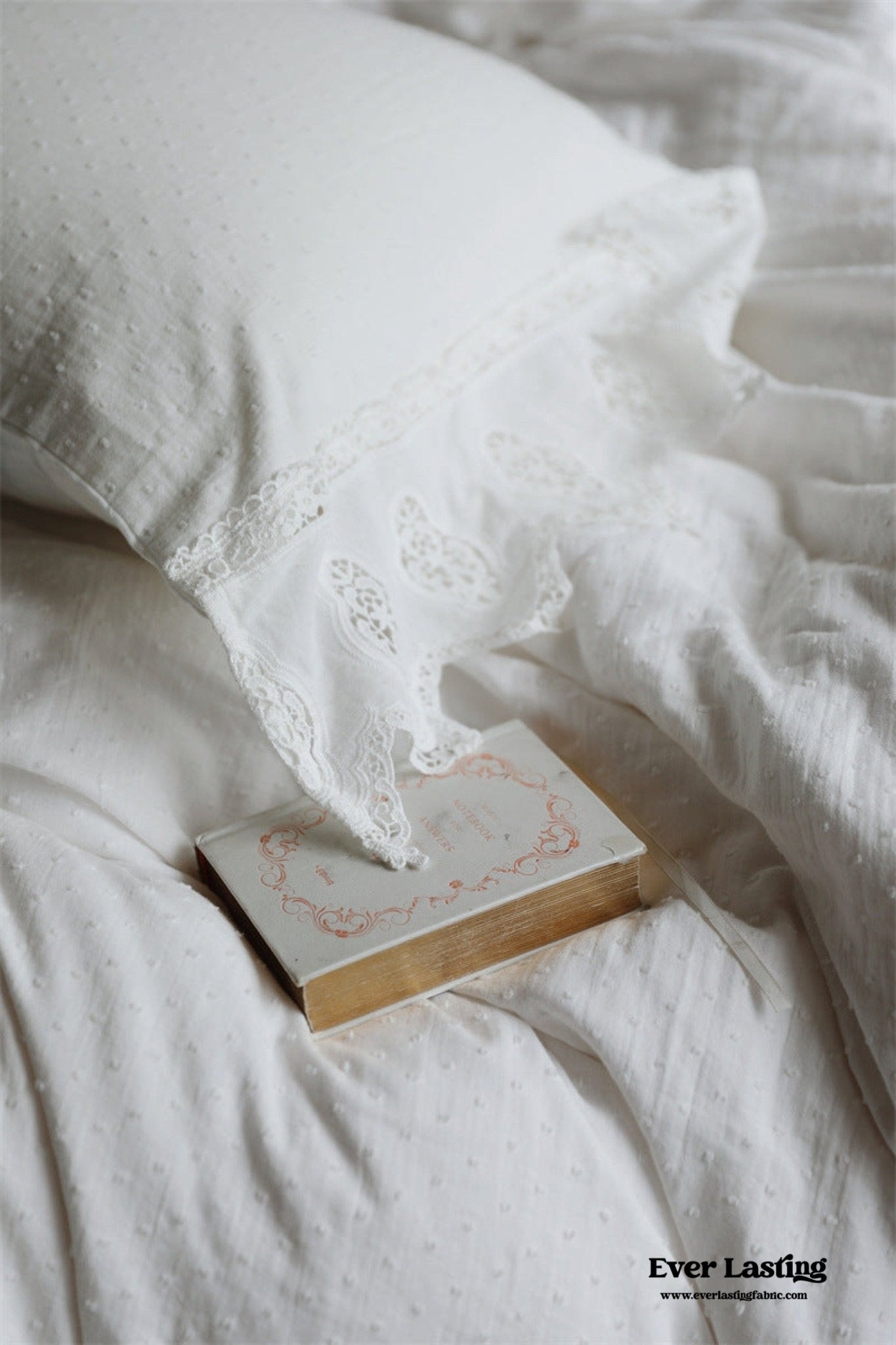 Aimé Romantic Vintage Ruffle Bedding Bundle - Ever Lasting