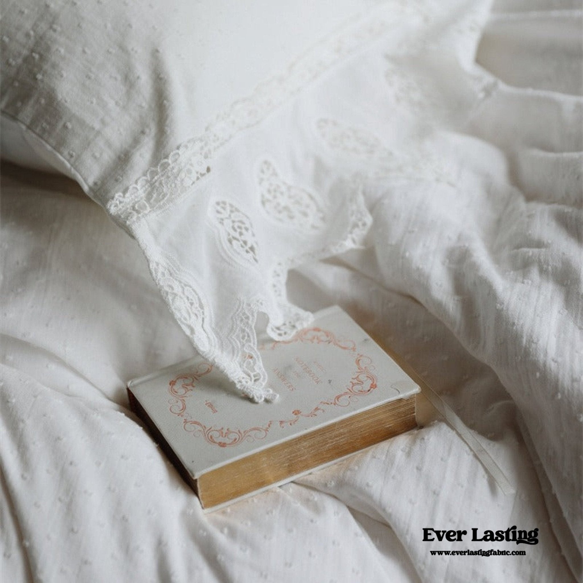 Aimé Romantic Vintage Ruffle Bedding Set / Gray - Ever Lasting