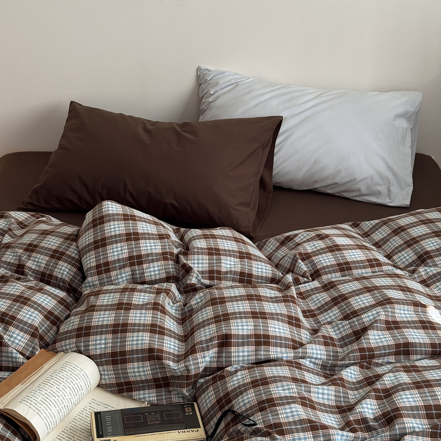  - Ever Lasting - Alora Gingham Washed Cotton Bedding Set / Brown + White - Bedding Set - Ever Lasting