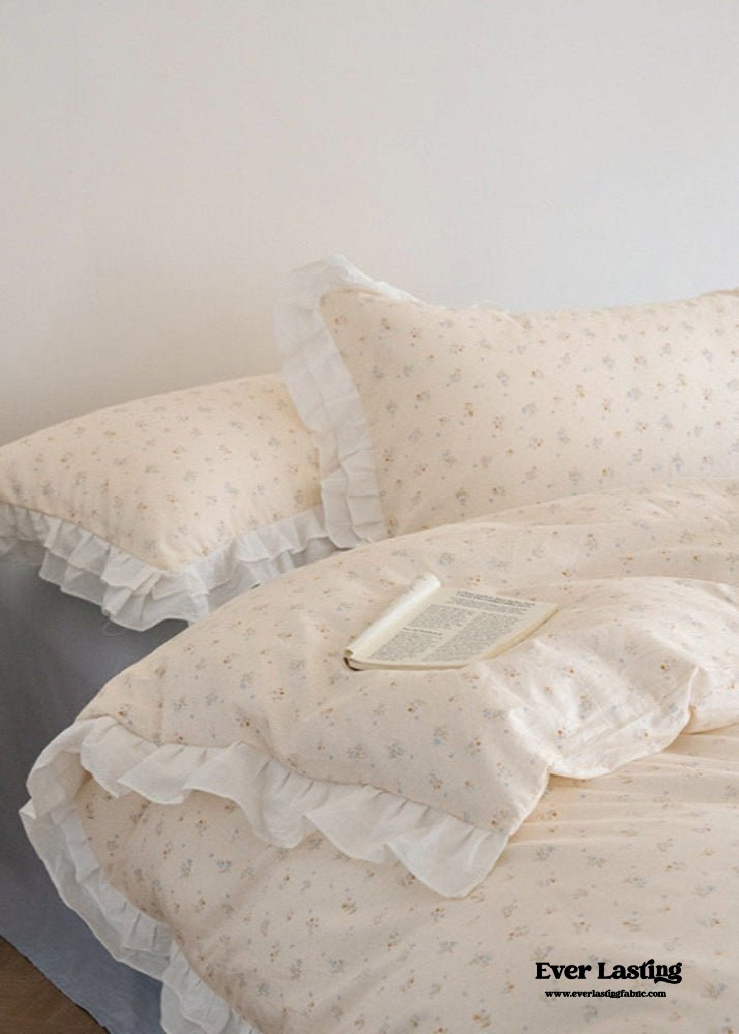 Annie Lace Ruffle Floral Bedding Set / Pink - Ever Lasting