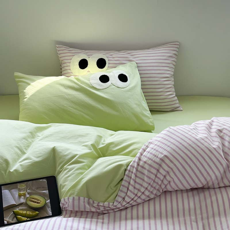 Assorted Googly Eyes Patterned Pillowcases Apple Green +