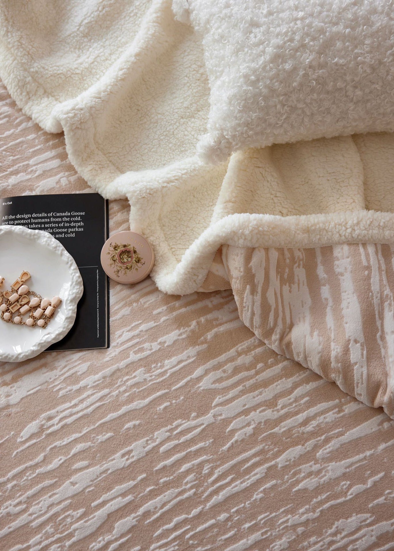  - Ever Lasting - Aurielle Lamb Wool Blanket / Green - Blankets - Ever Lasting