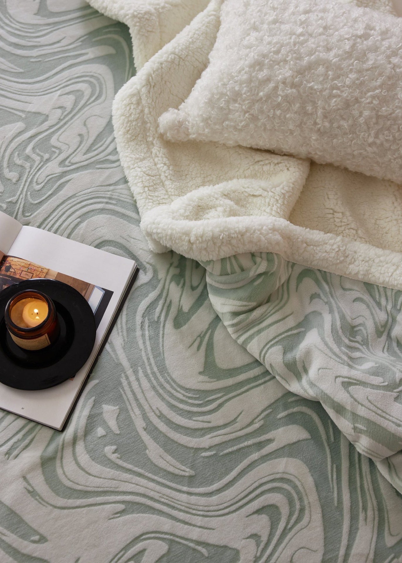  - Ever Lasting - Aurielle Lamb Wool Blanket / Green - Blankets - Ever Lasting