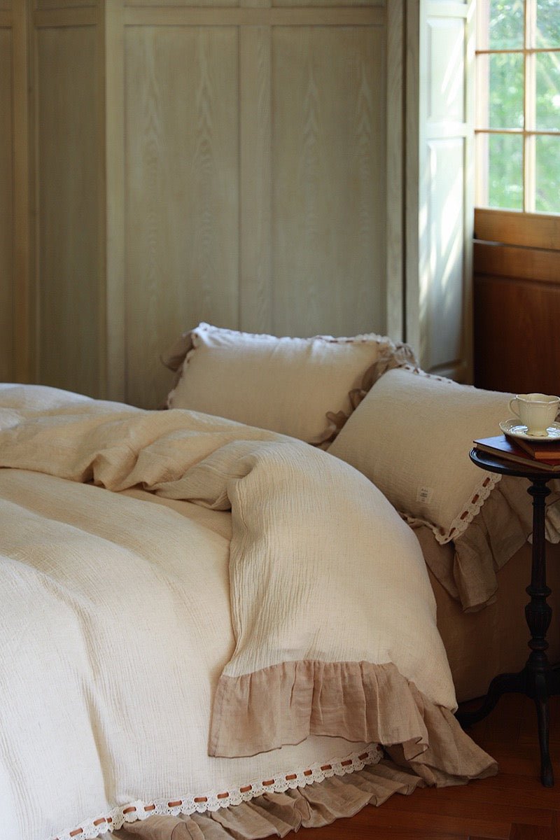  - Ever Lasting - Belle Lace Ruffle Bedding Set / Brown - Bedding Set - Ever Lasting