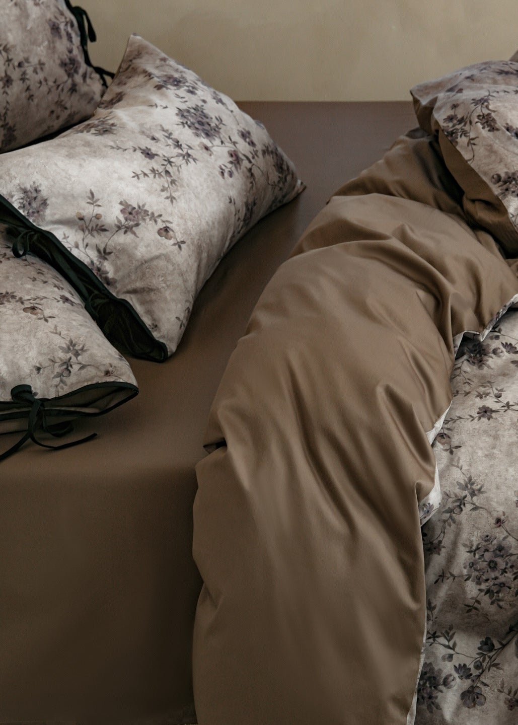 -Ever Lasting - Birchwood Cotton Floral Bedding Set / Brown -Bedding Set -Ever Lasting