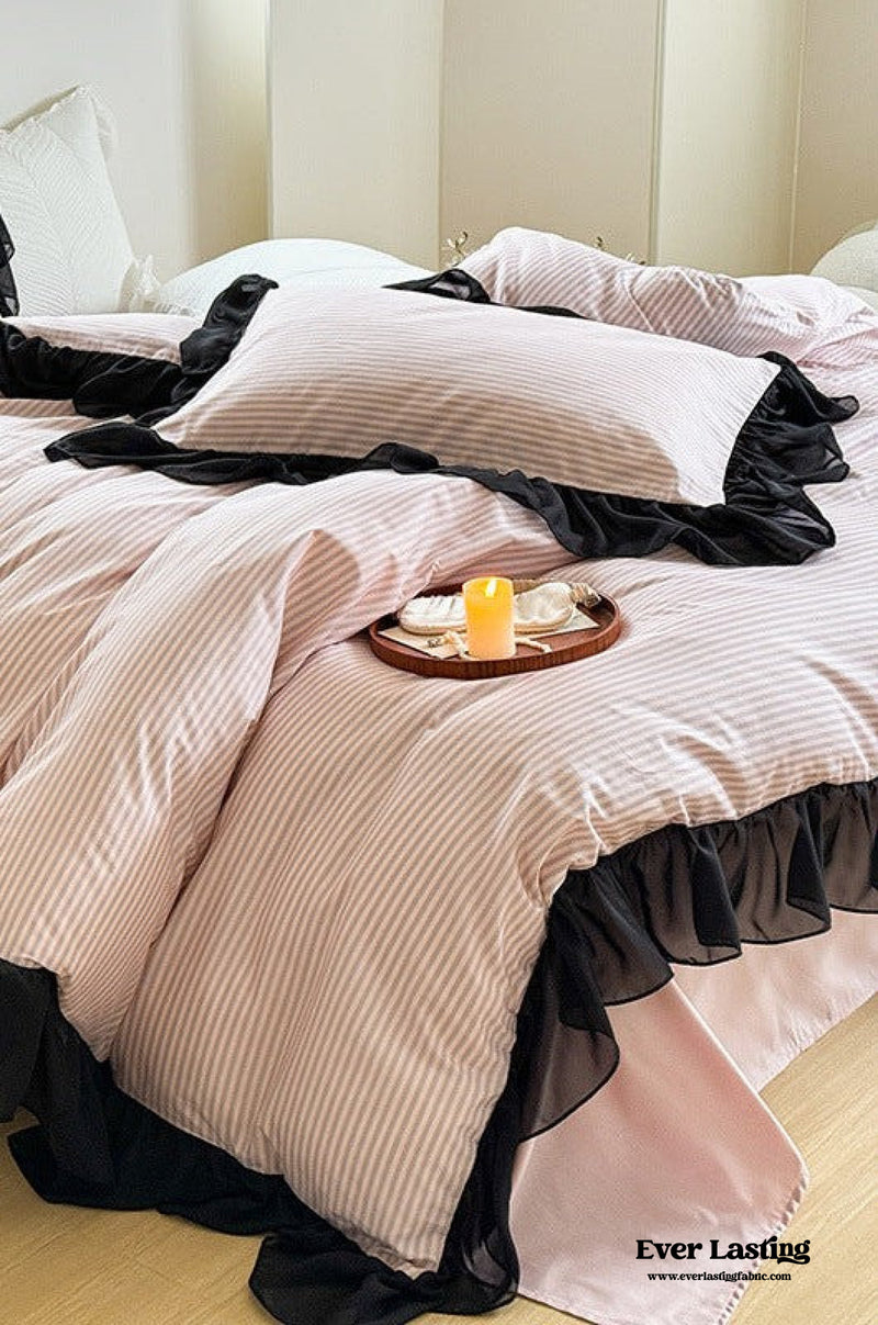 Black Lace Stripe Pastel Bedding Set / Pink