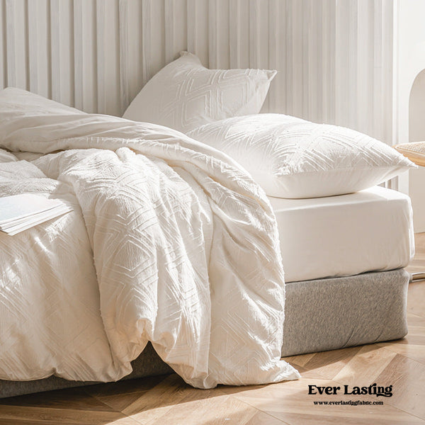 Boho Textured Bedding Set / White