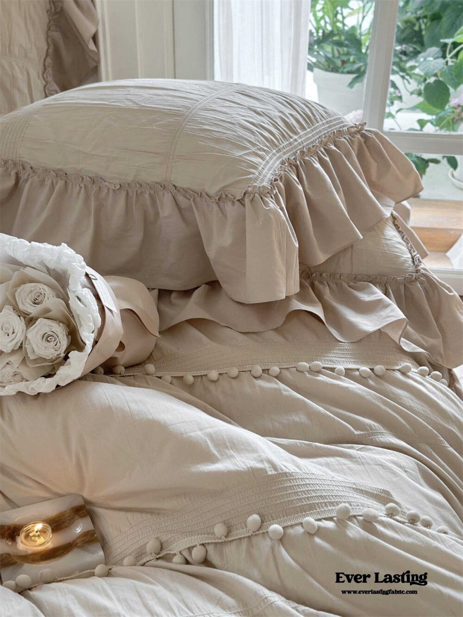 Bubble Washed Cotton Ruffle Bedding Set / White - Ever Lasting