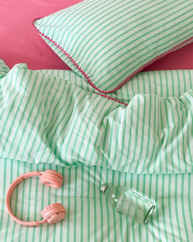 Pepper Candy Stripe Bedding Set / Green + Pink