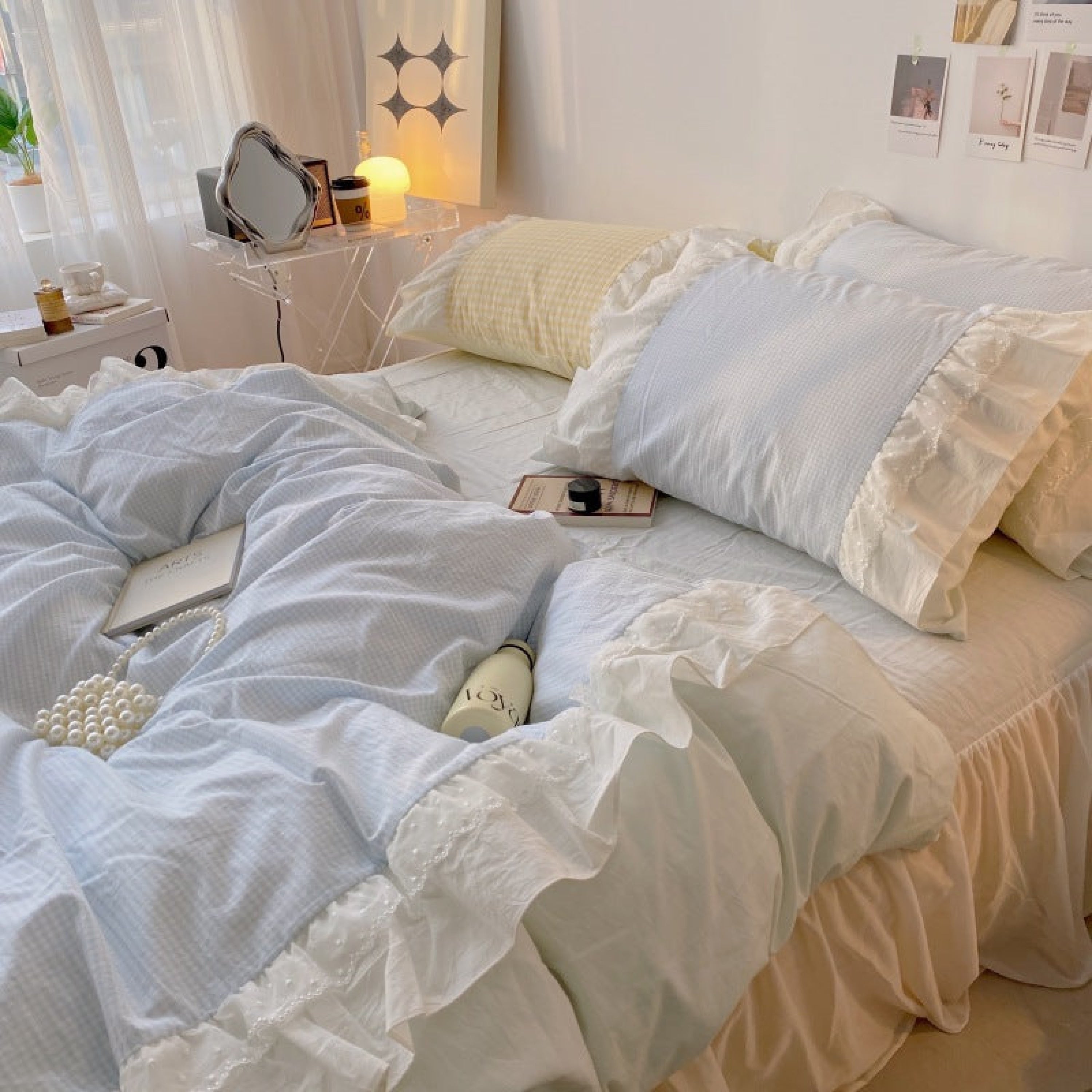 AESTHETIC RUFFLE LACE BEDDING SET